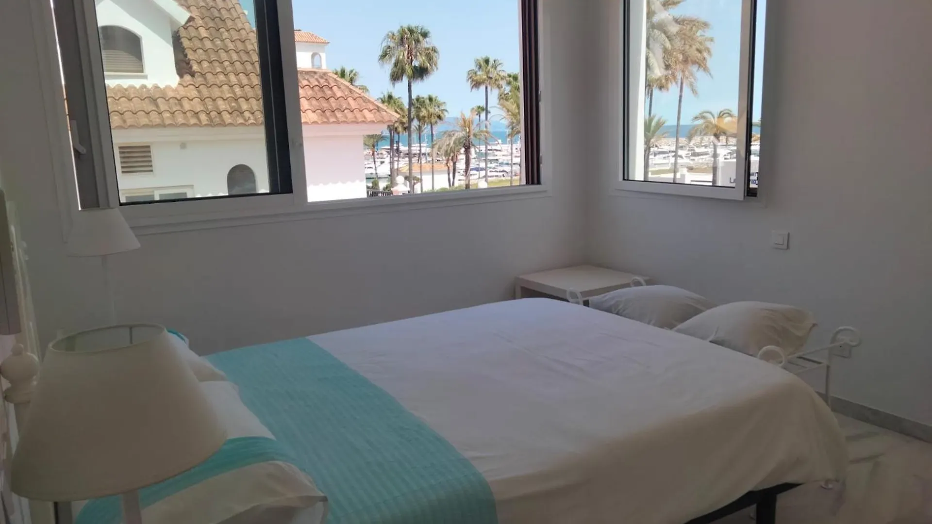 Apartamento En La Playa Manilva
